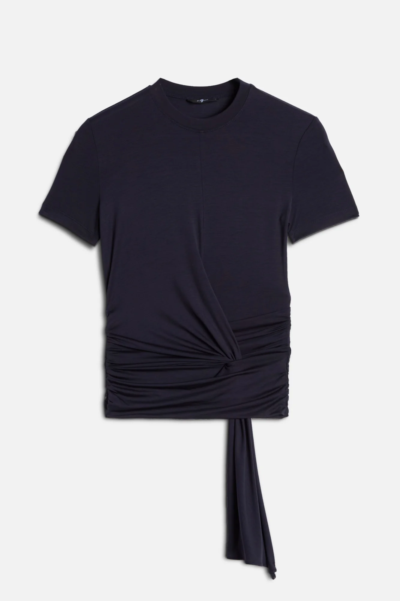 Women / Categories / Tops